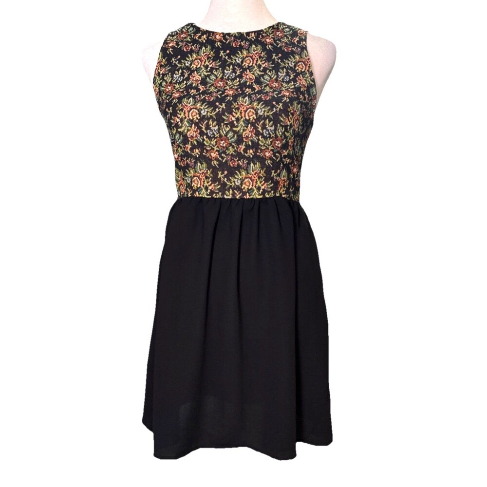 Forever 21 Tapestry Fit & Flare Black Dress SM Open Back Vintage Inspired Indie